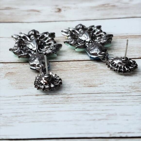 Vintage Earrings for Pierced Ears Statement Gems Dangle - Picture 5 of 5